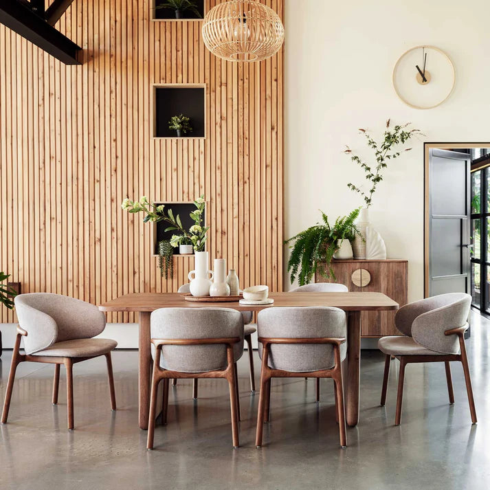Natural dining room