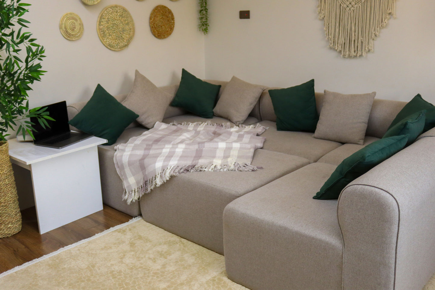 Modern 6-piece sofa
